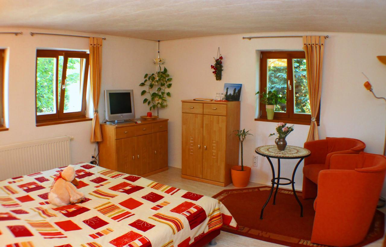 Gasthaus "Zum Wanderstuebel" Hinterhermsdorf Εξωτερικό φωτογραφία